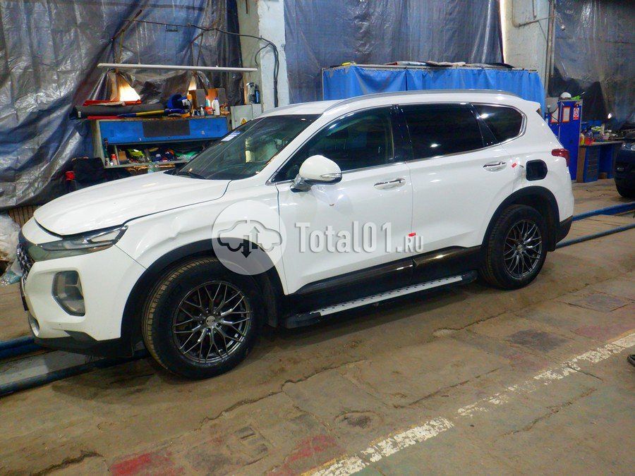Фото Hyundai Santa Fe 12