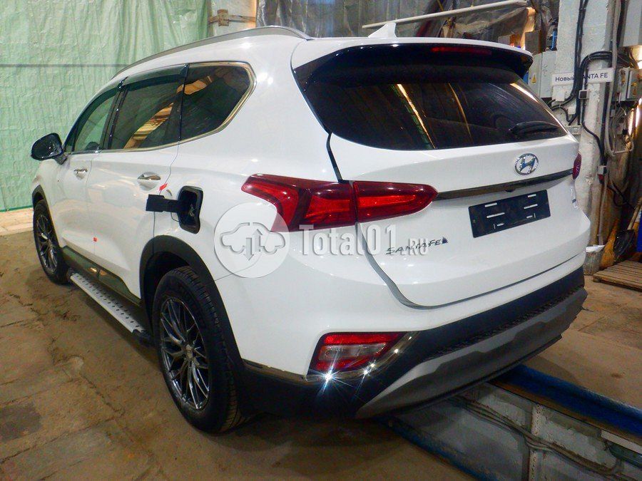 Фото Hyundai Santa Fe 16