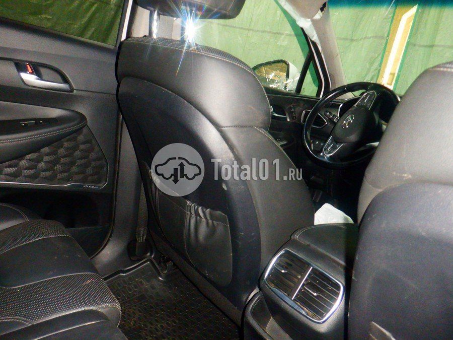 Фото Hyundai Santa Fe 30