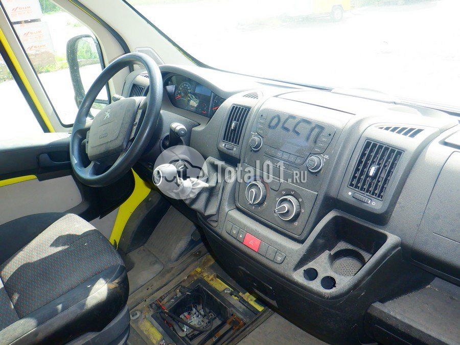 Фото Peugeot Boxer 42