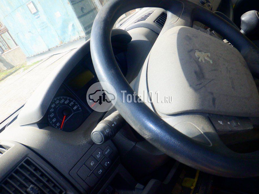 Фото Peugeot Boxer 210