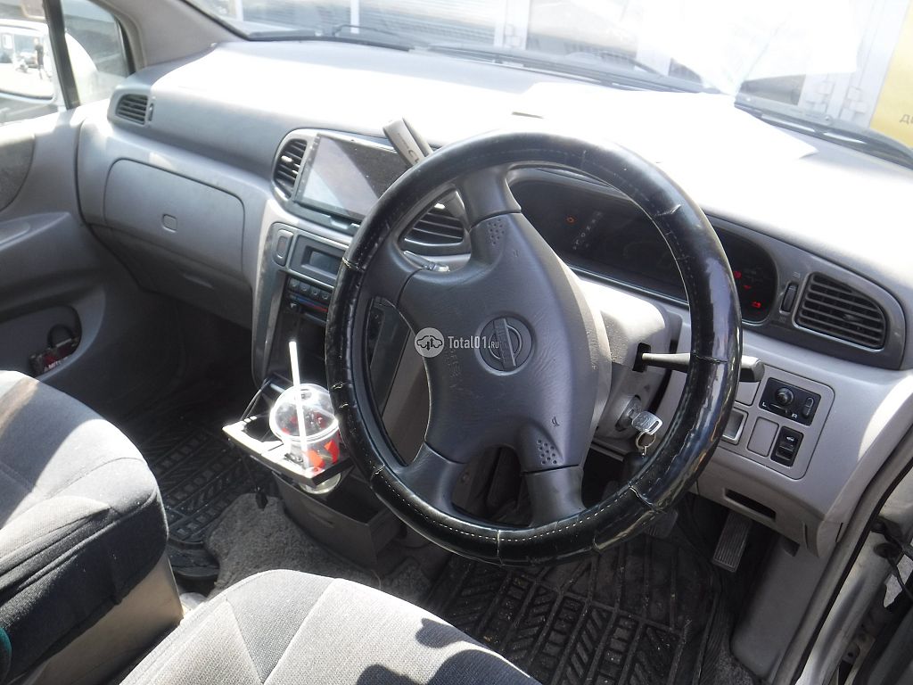 Фото Nissan Liberty 28