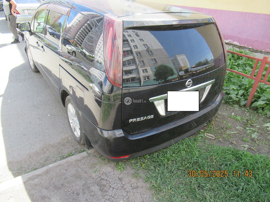Фото Nissan Presage 10