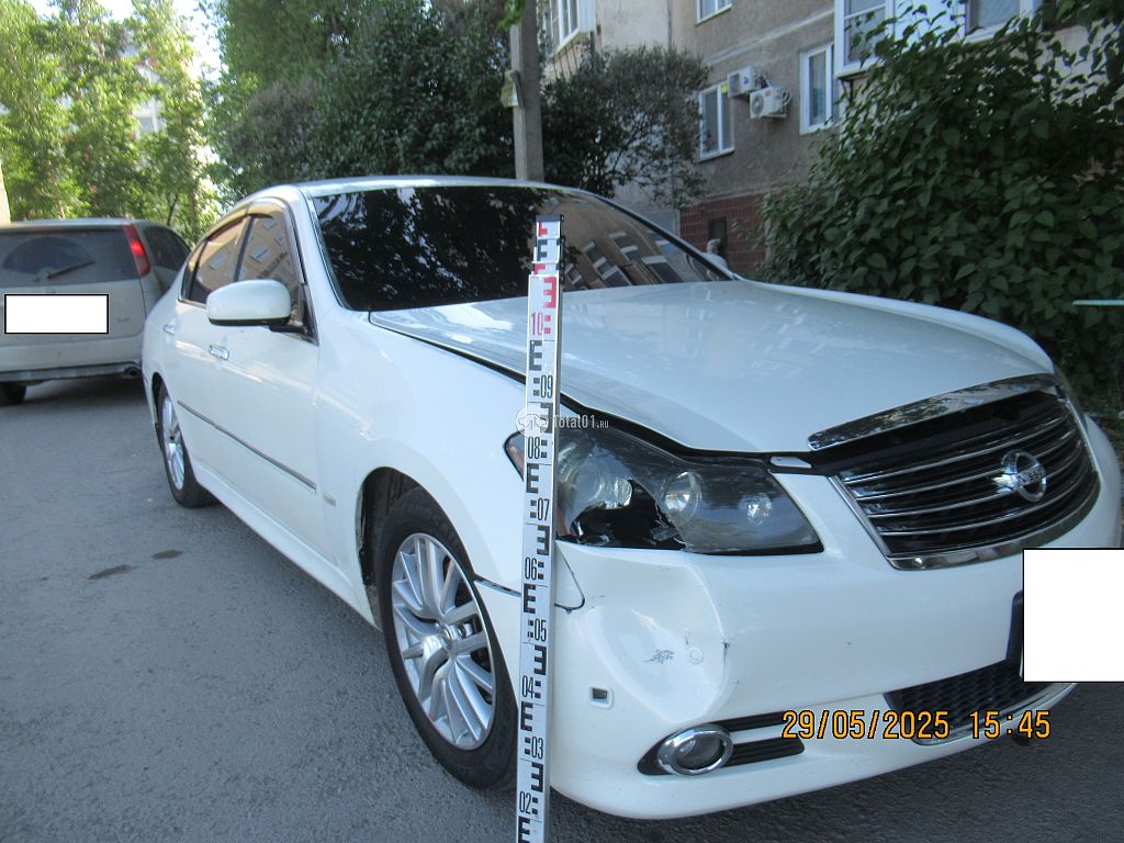 Фото Nissan Fuga 6