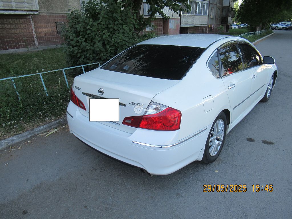 Фото Nissan Fuga 10
