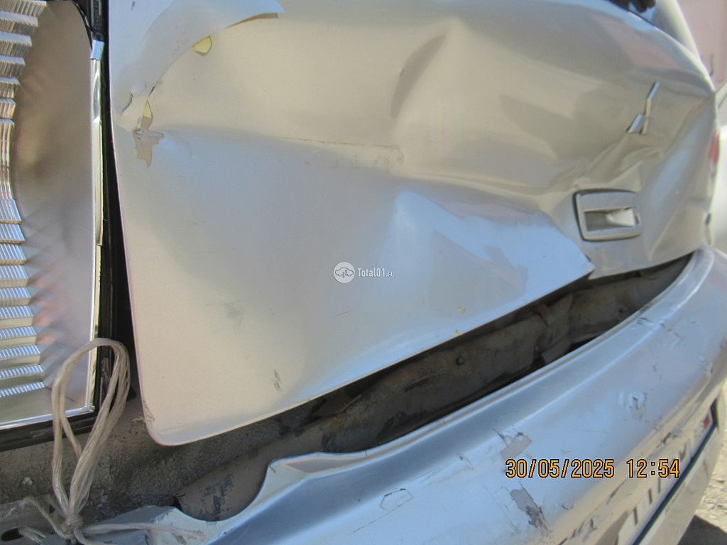 Фото Mitsubishi Lancer Cedia 42