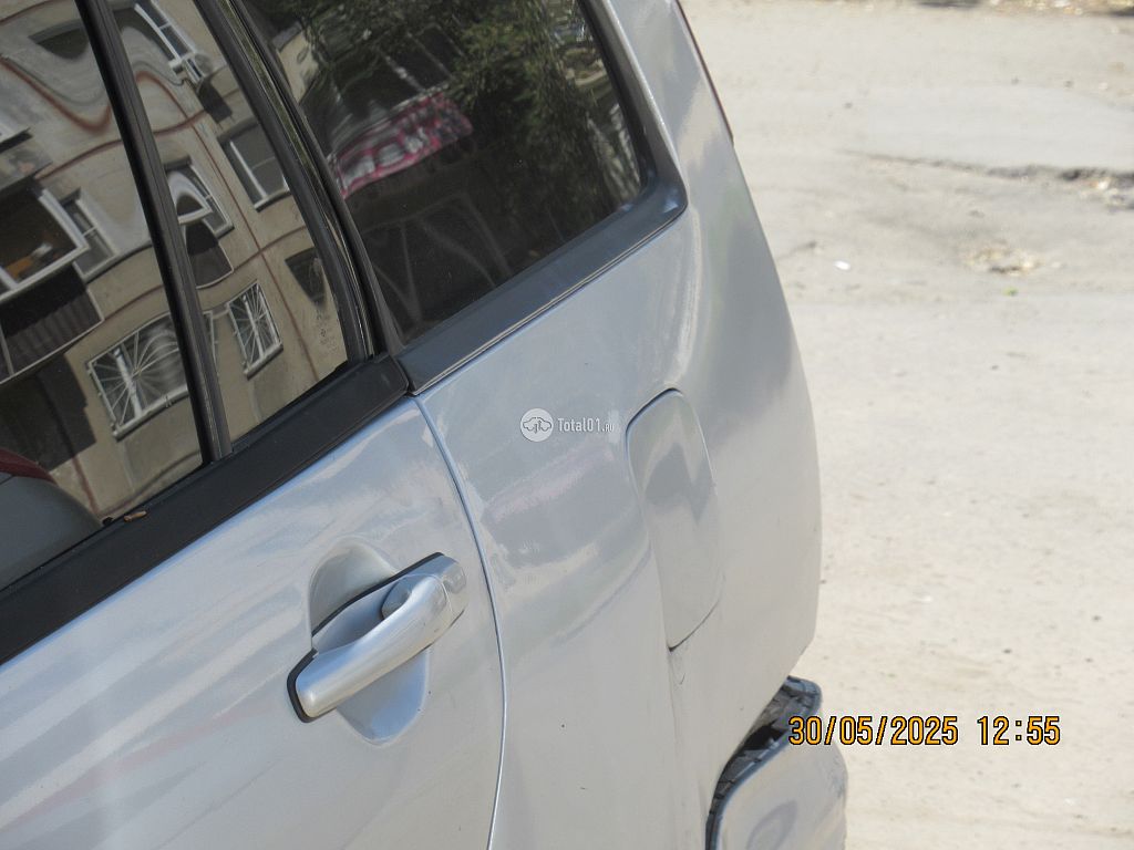 Фото Mitsubishi Lancer Cedia 76