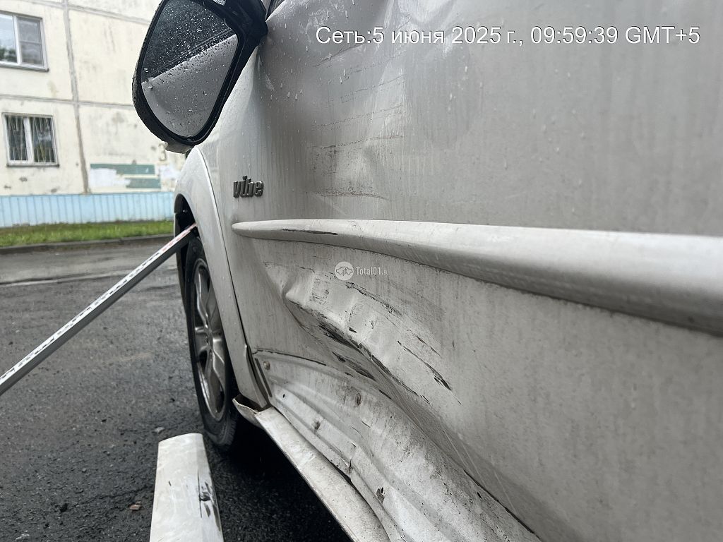 Фото Pontiac Vibe 36
