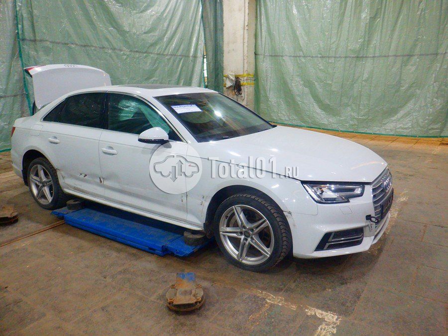 Фото Audi A4 8