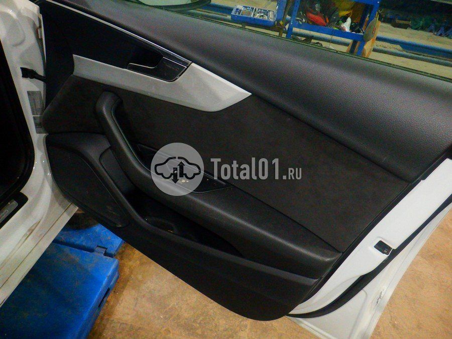 Фото Audi A4 22
