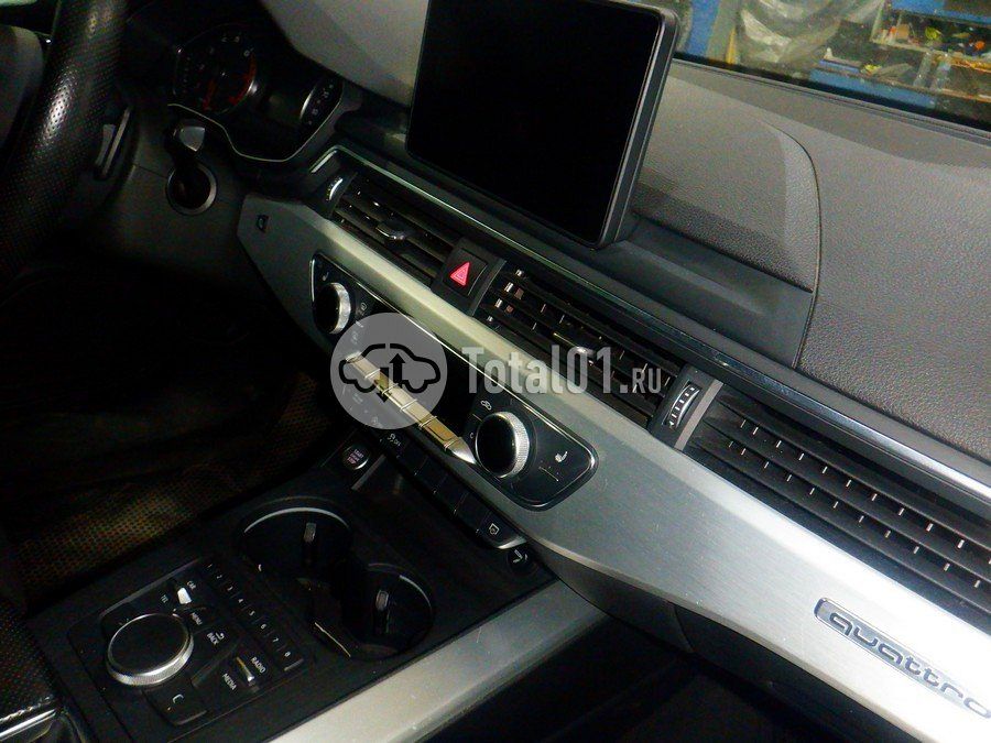 Фото Audi A4 34
