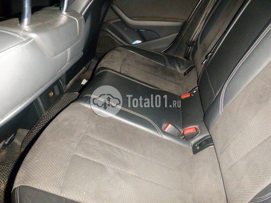 Фото Audi A4 80