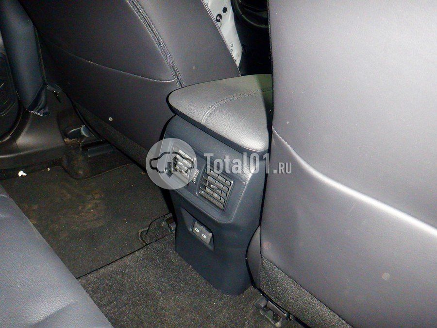Фото Toyota RAV4 52