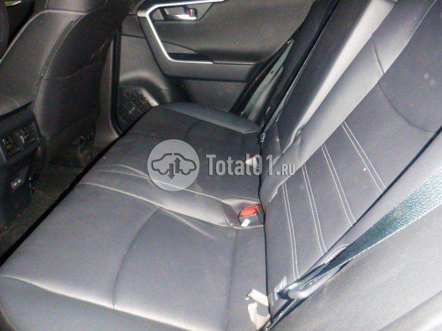 Фото Toyota RAV4 78