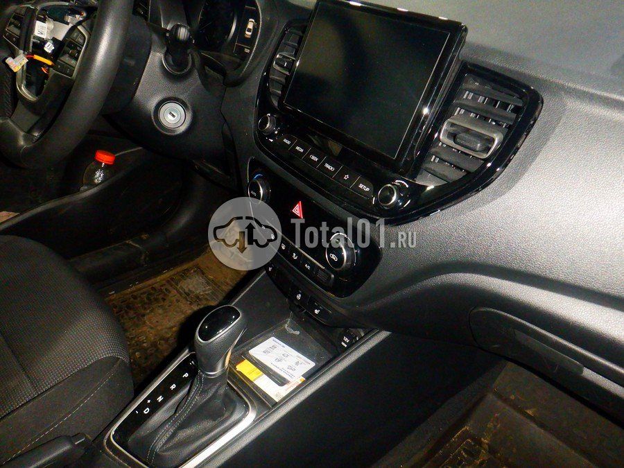 Фото Hyundai Solaris 28
