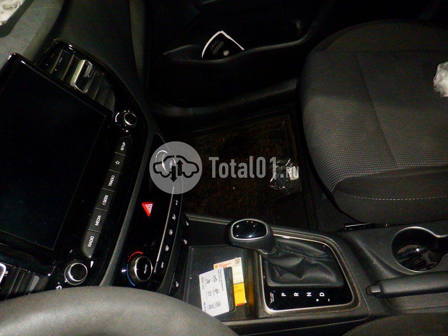 Фото Hyundai Solaris 78