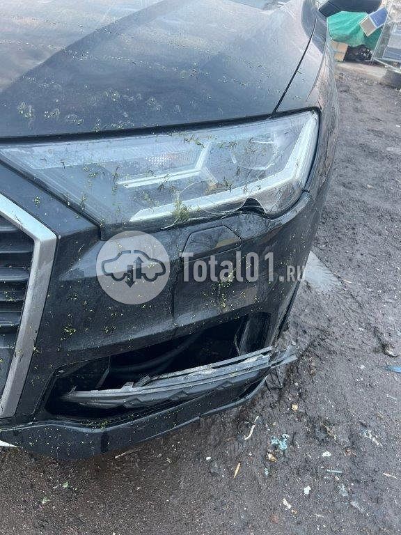 Фото Audi Q7 14
