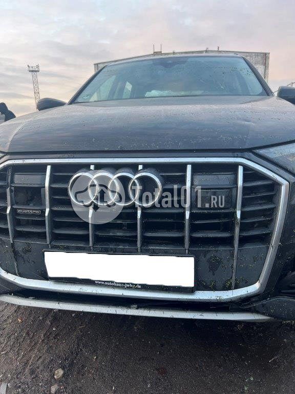 Фото Audi Q7 16