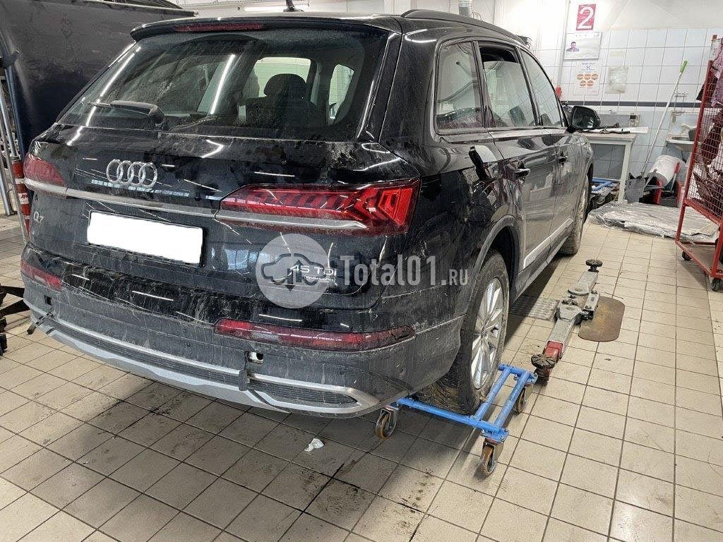 Фото Audi Q7 34