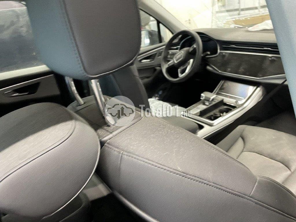 Фото Audi Q7 138