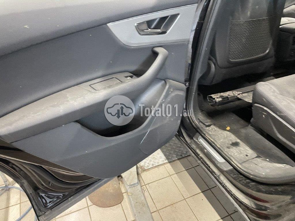 Фото Audi Q7 144