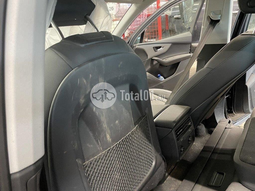 Фото Audi Q7 154