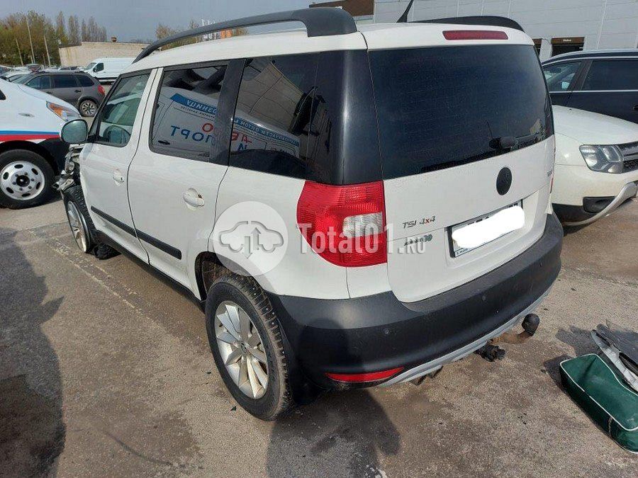 Фото Skoda Yeti 18