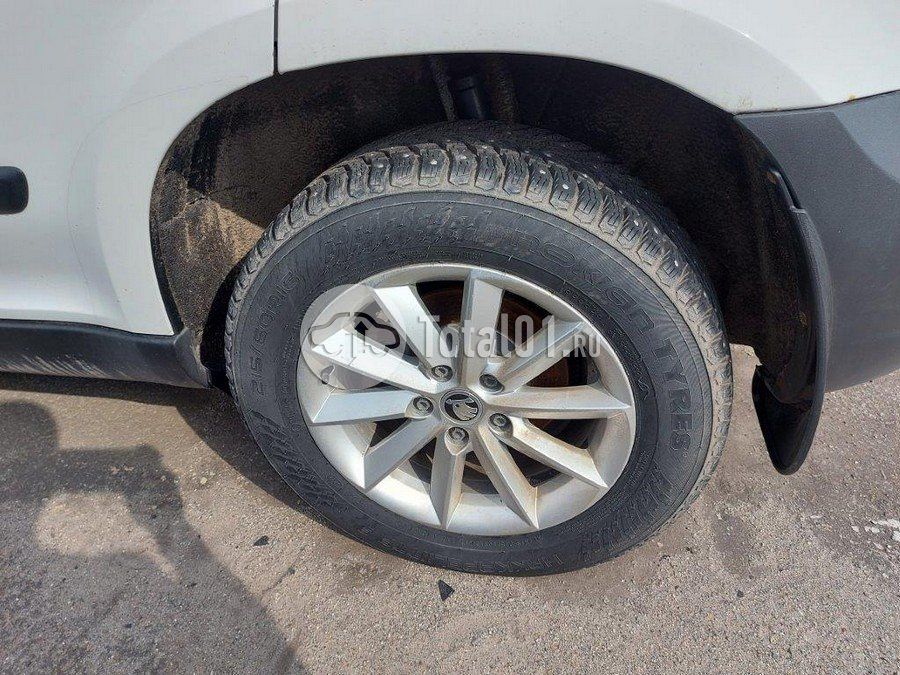 Фото Skoda Yeti 52