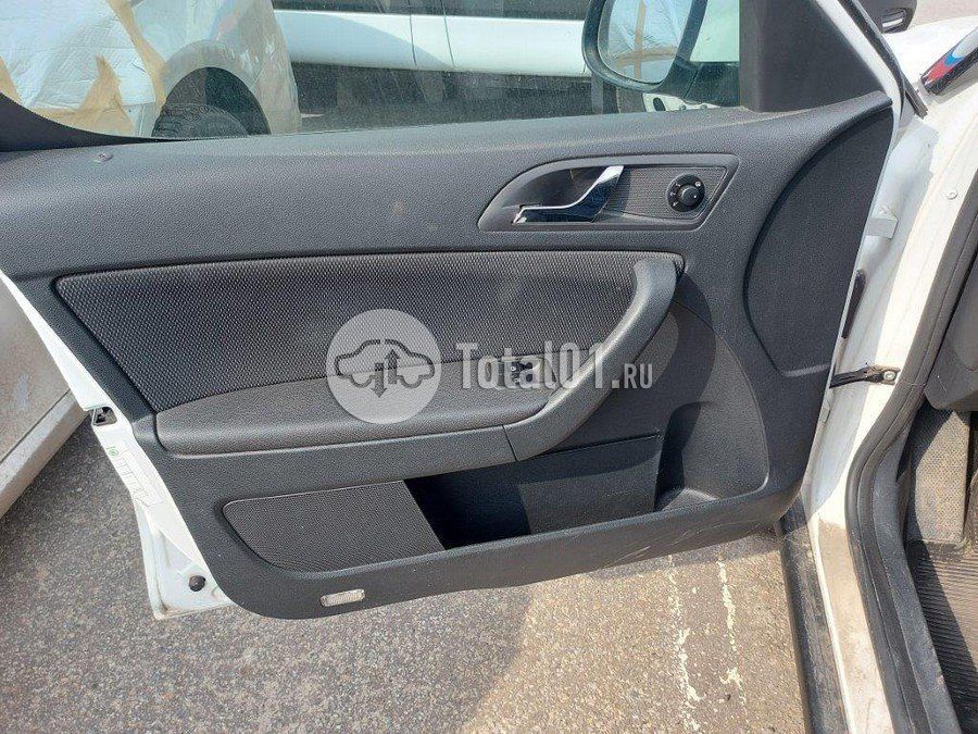 Фото Skoda Yeti 106