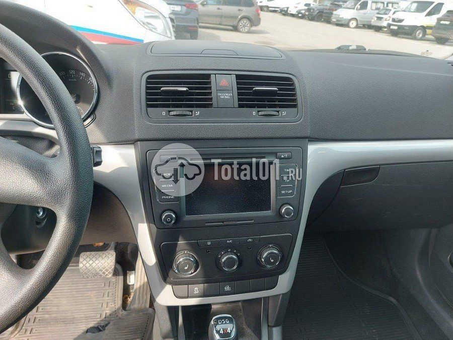 Фото Skoda Yeti 120