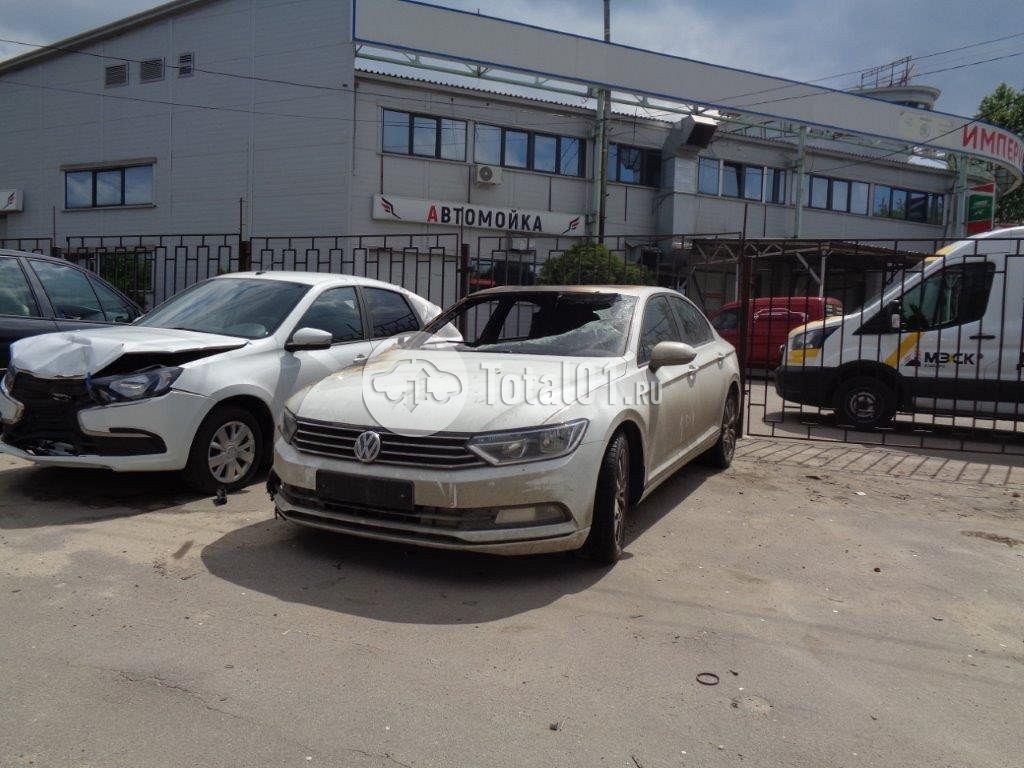 Фото Volkswagen Passat 20