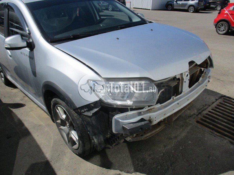 Фото Renault Sandero Stepway 12