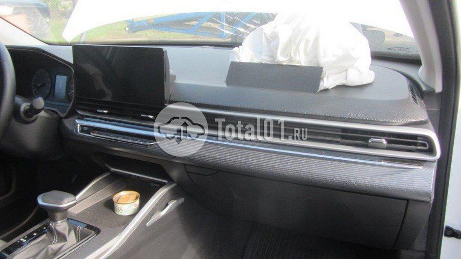Фото Geely Emgrand 28