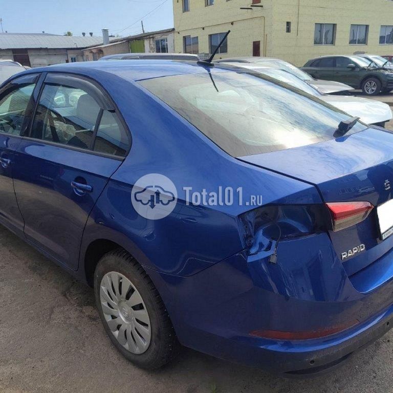 Фото Skoda Rapid 32