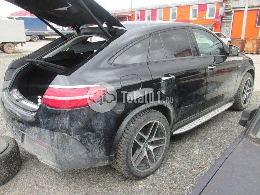 Фото Mercedes-Benz GLE-класс AMG 20