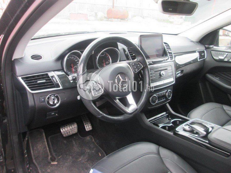 Фото Mercedes-Benz GLE-класс AMG 90