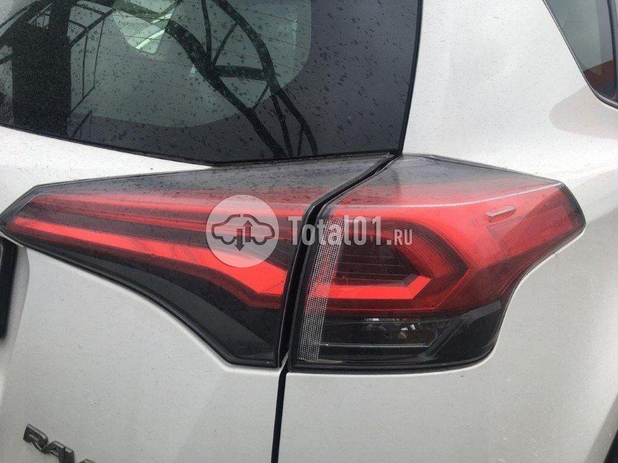 Фото Toyota RAV4 56