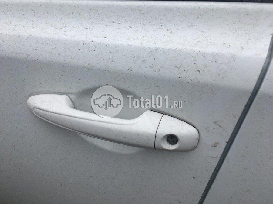 Фото Toyota RAV4 76