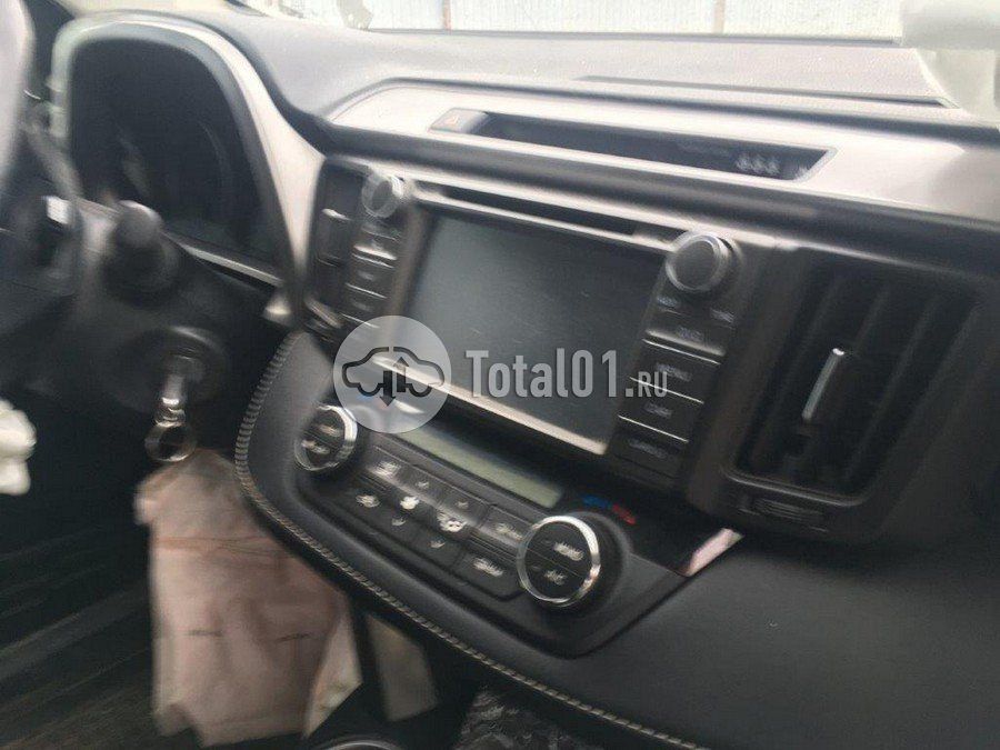 Фото Toyota RAV4 138