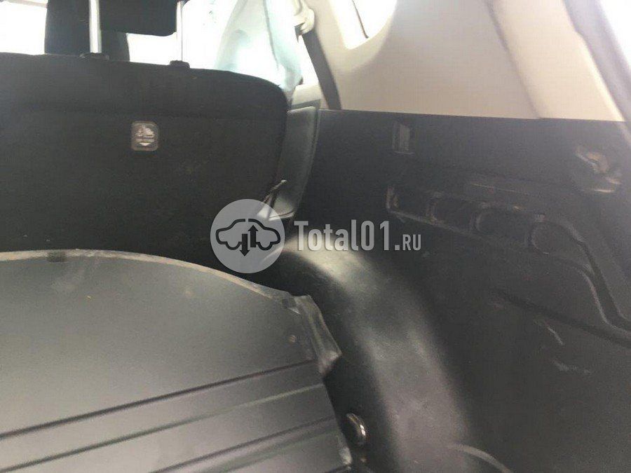 Фото Toyota RAV4 176