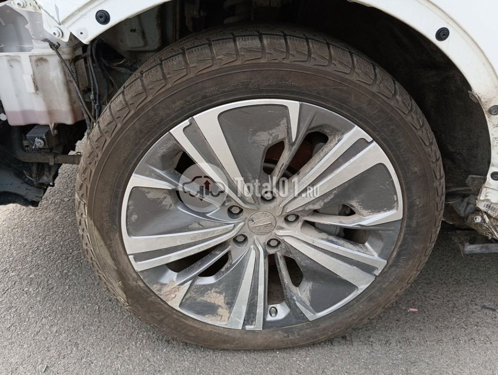 Фото Hongqi E-HS9 34