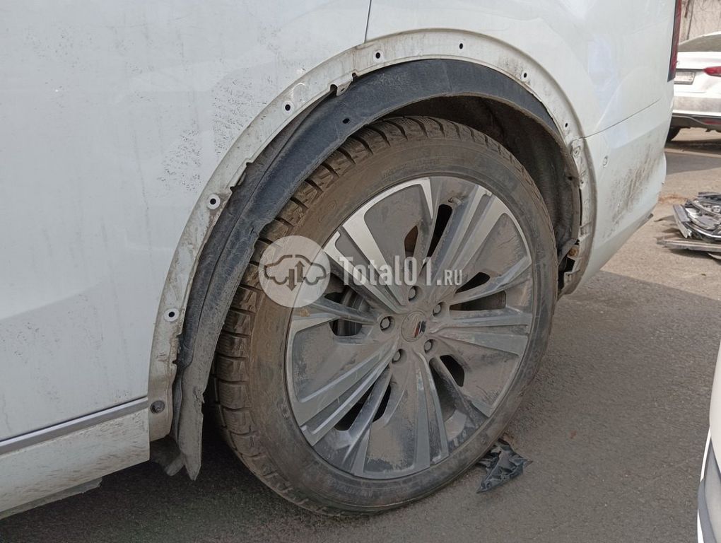 Фото Hongqi E-HS9 114