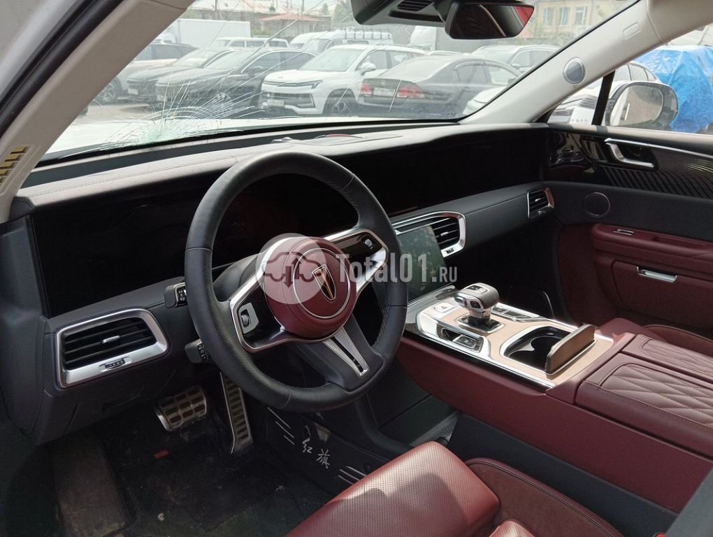 Фото Hongqi E-HS9 156