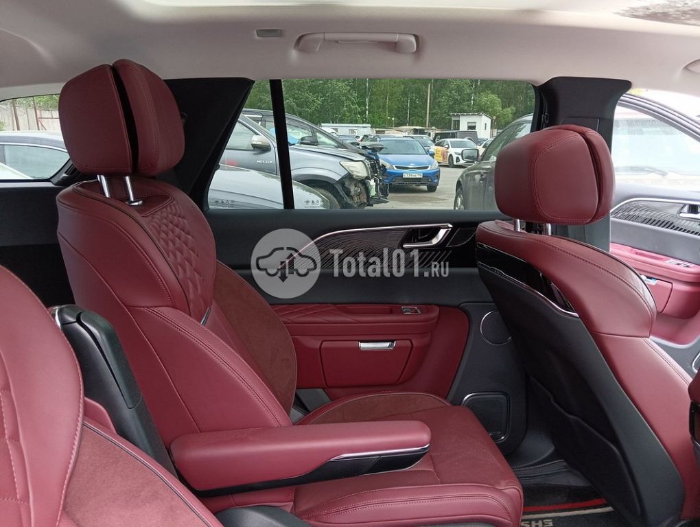 Фото Hongqi E-HS9 202