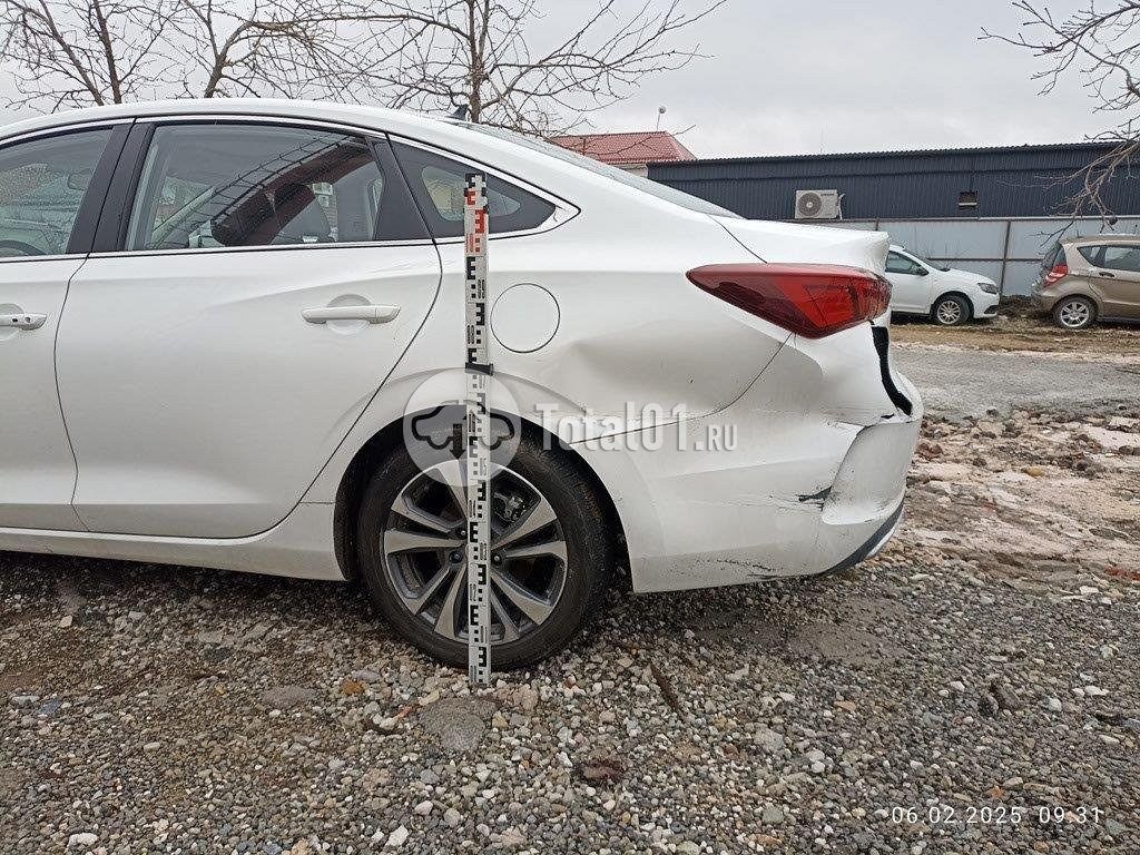 Фото Changan Eado 22
