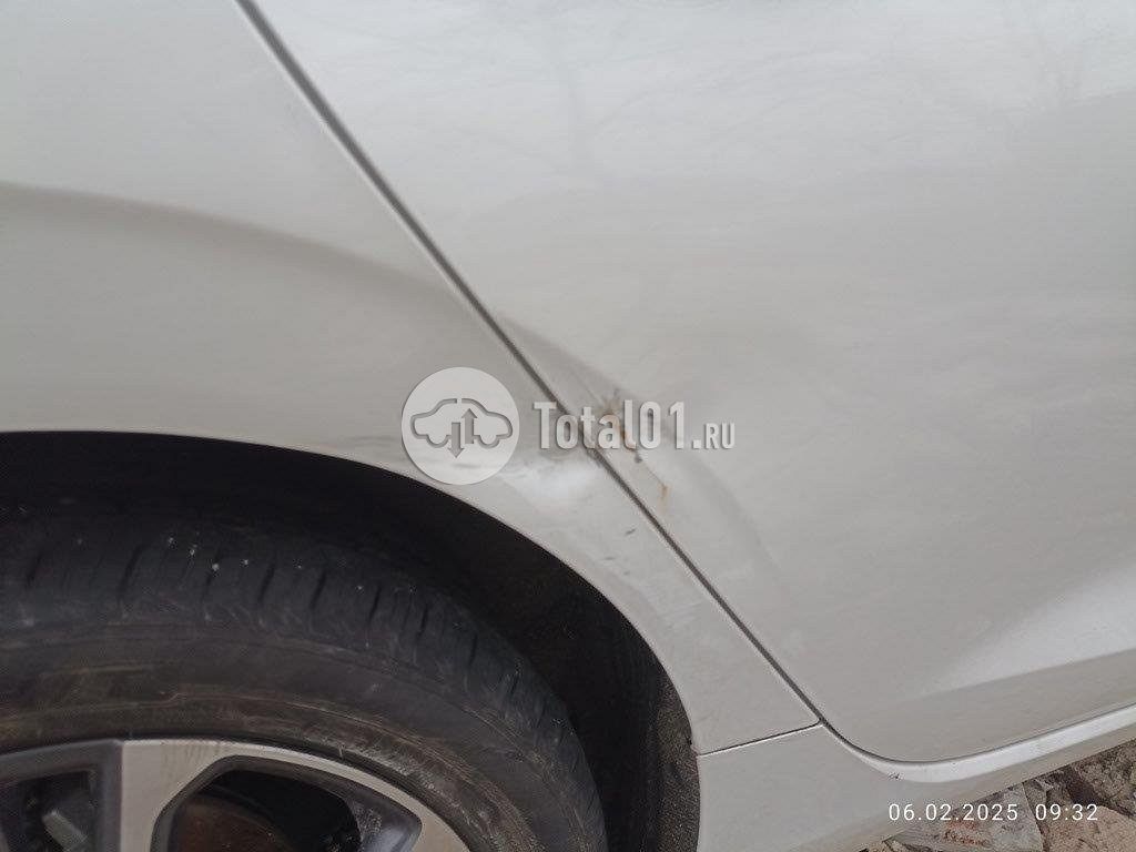 Фото Changan Eado 28