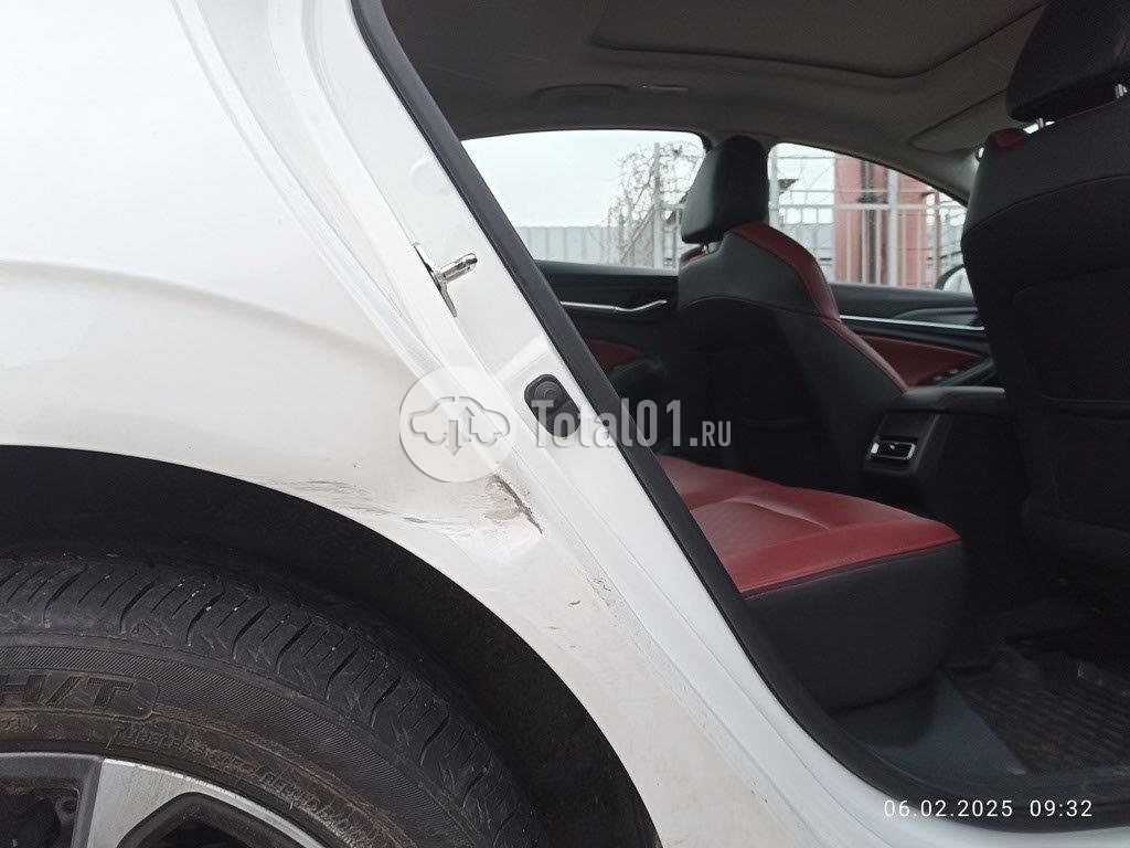 Фото Changan Eado 40