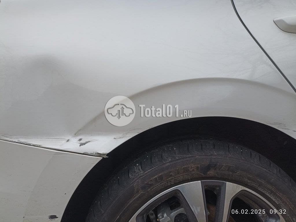Фото Changan Eado 44