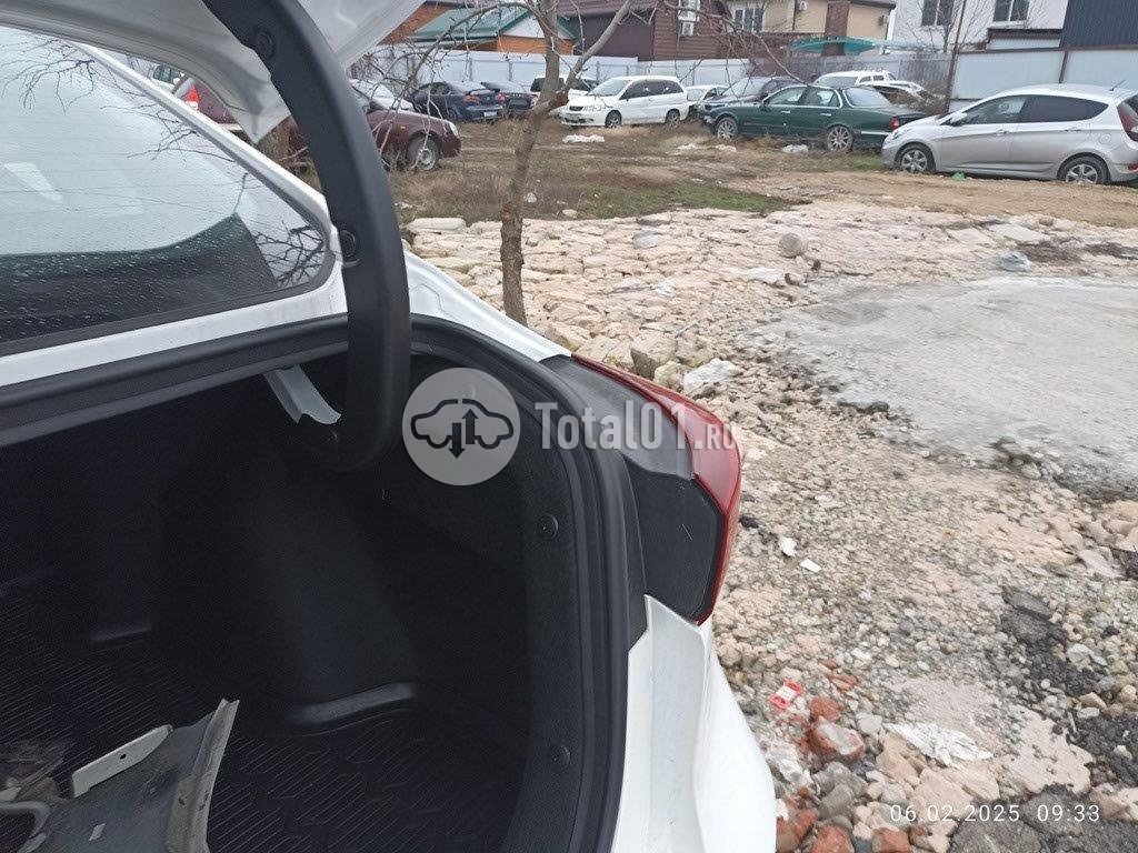 Фото Changan Eado 74