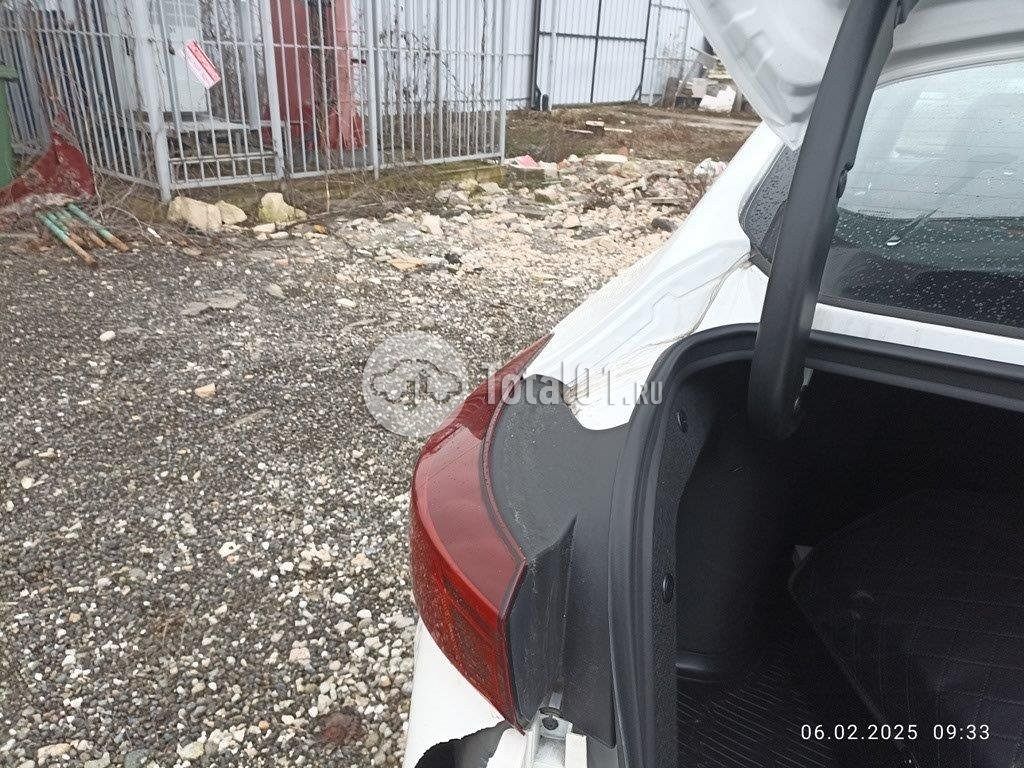 Фото Changan Eado 78